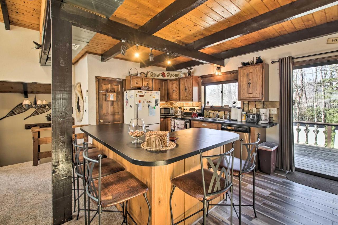 Swiss-Style Chalet With Fireplace - Near Story Land! Bartlett Zewnętrze zdjęcie