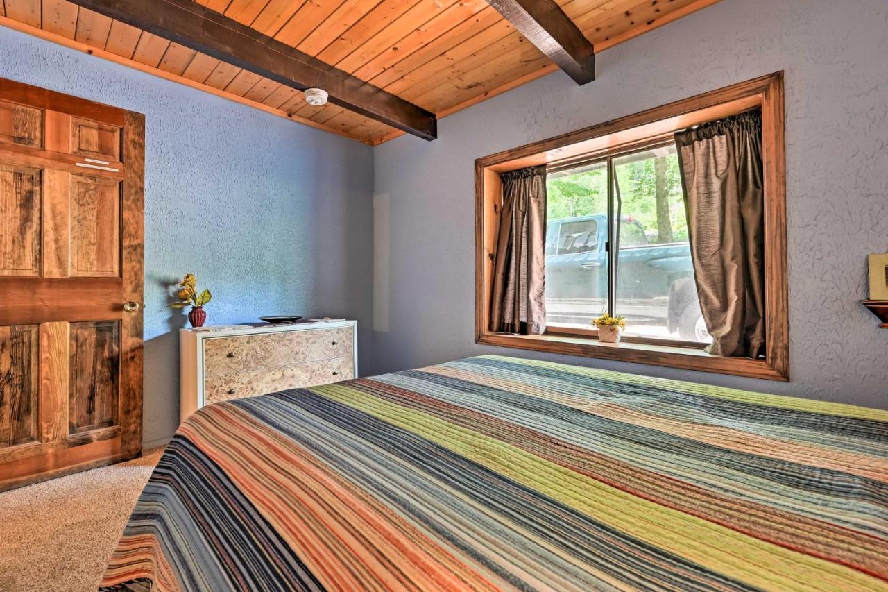 Swiss-Style Chalet With Fireplace - Near Story Land! Bartlett Zewnętrze zdjęcie